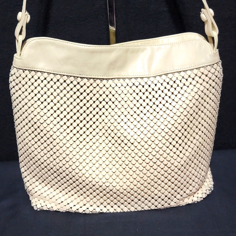 VINTAGE Whiting & Davis Cream Metal Mesh w/ Leather Trim Shoulder Bag P193